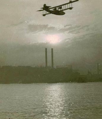 The Aeromarine Model 75 'Santa Maria' flying over Detroit in the summer of 1921.
(Courtesy of Robert Fraser Farnsworth)